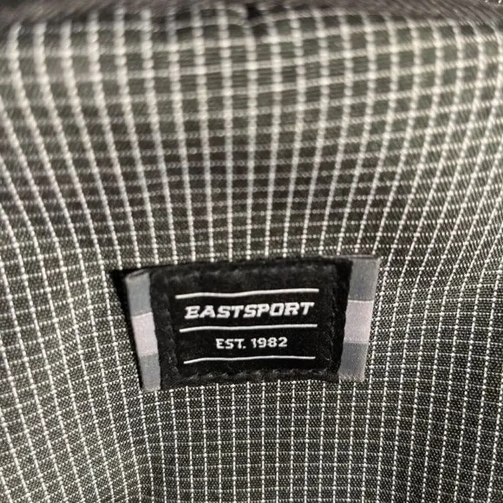 EASTSPORT BACKPACK GREAT FOR SCHOOL